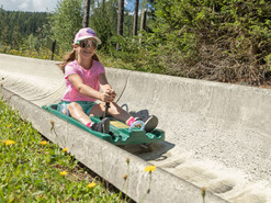 Spaß bei der Fahrt mit dem Wiesengleiter | © Thomas Kovacsics